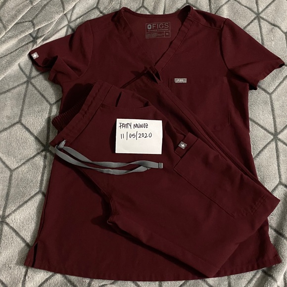 Figs Other - FIGS Scrub Set Burgundy XS